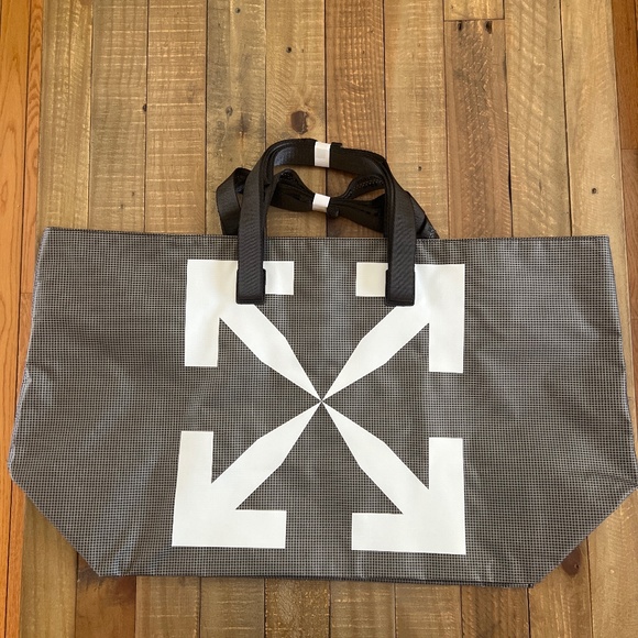 OFF White Large Arrows Shopper Charcoal Grey X White X Black Vinyl Tote